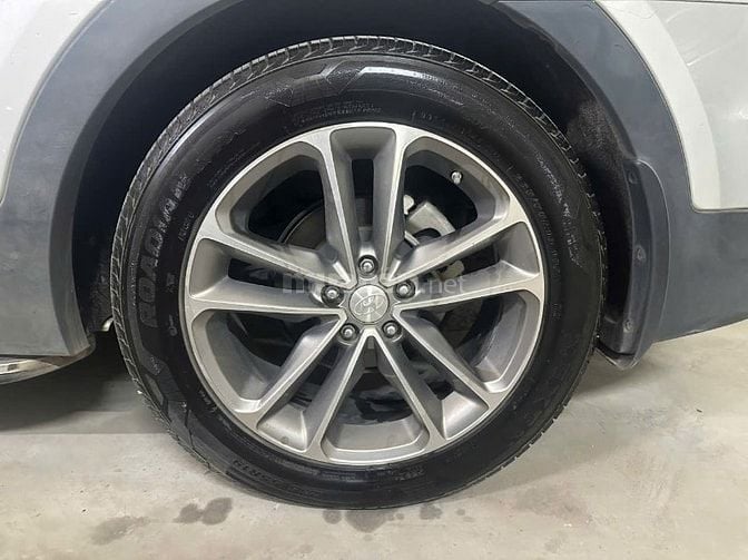 Bán xe santafe màu Bạc DK2017, Máy dầu đặc biệt, bản full