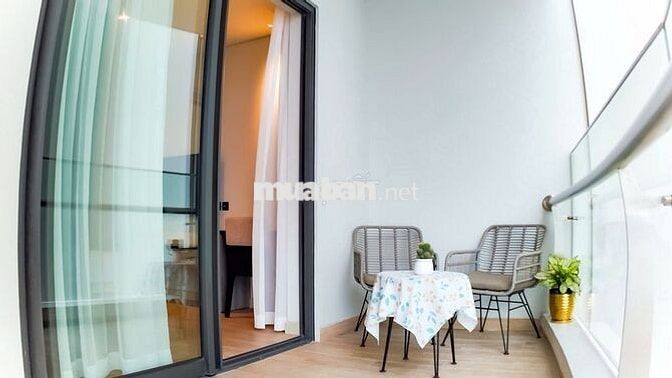 Chính chủ cho Thuê Studio Tầng cao view Biển, Nội Thất chuẩn 5 sao