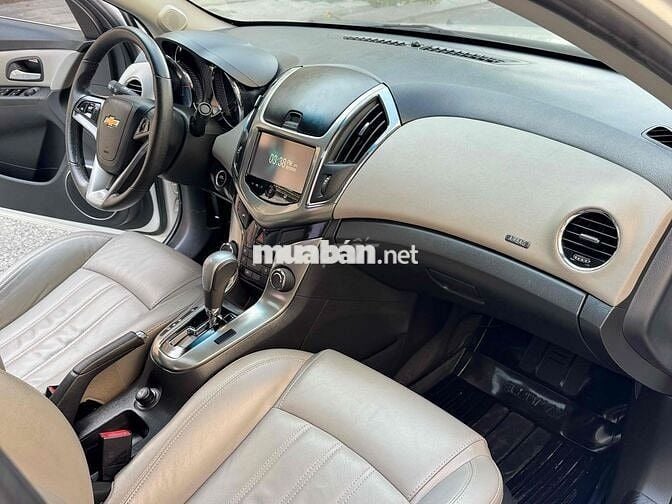 Chevrolet Cruze LTZ 2015 mẫu mới siêu đẹp