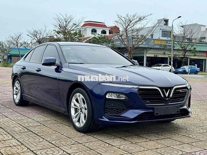 VinFast Lux A2.0 2021 2.0 AT - 50000 km