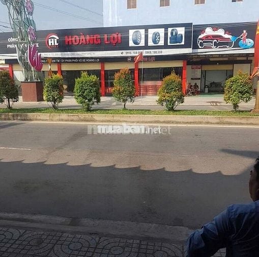 Lô góc đường Nguyễn Văn Tiếp giao với Quốc Lộ 1A , Bến Lức, Long An