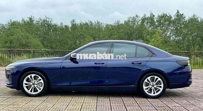 VinFast Lux A2.0 2021 2.0 AT - 50000 km