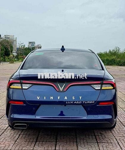 VinFast Lux A2.0 2021 2.0 AT - 50000 km
