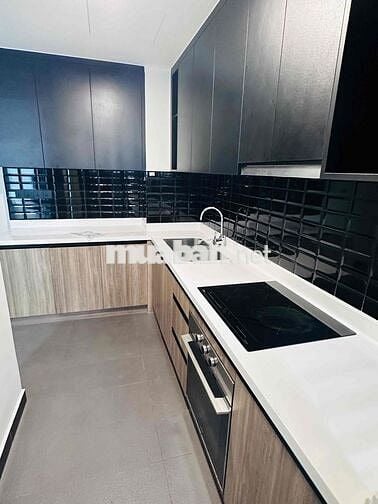 Cho thuê căn hộ Delasol 2PN 2WC Toà A, view nội khu hồ bơi siêu đẹp