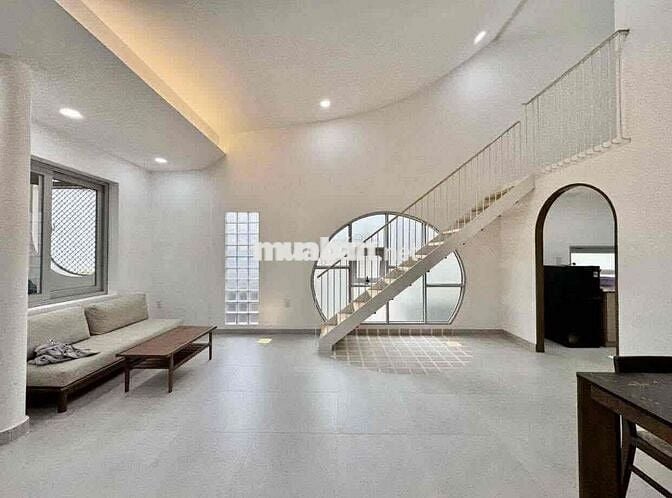 Pass hđ thuê nhà 1 năm ( cọc 2 tháng )