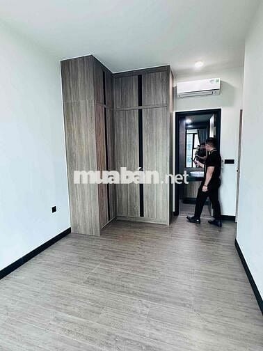 Cho thuê căn hộ Delasol 2PN 2WC Toà A, view nội khu hồ bơi siêu đẹp