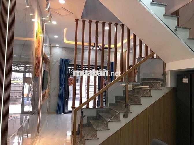 BÁN NHÀ VÀ 4 PHÒNG TRỌ GẦN CHỢ BÌNH HOÀ THUẬN AN GIÁ CHỈ 4,39 TỶ