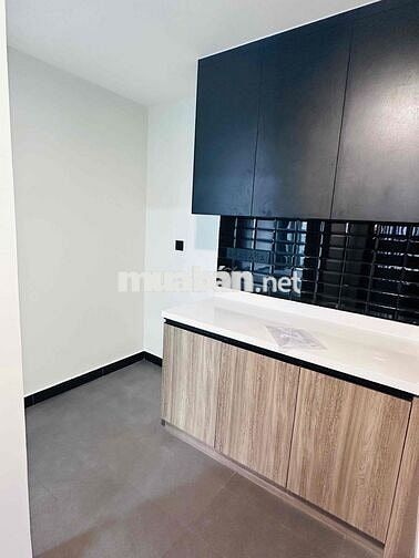 Cho thuê căn hộ Delasol 2PN 2WC Toà A, view nội khu hồ bơi siêu đẹp