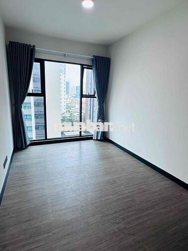 Cho thuê căn hộ Delasol 2PN 2WC Toà A, view nội khu hồ bơi siêu đẹp