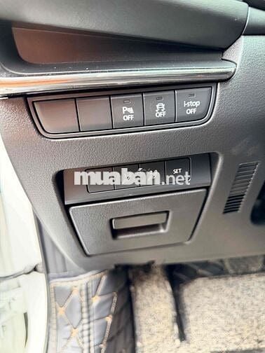 Mazda 3 2023 1.5L Luxury - 39000 km