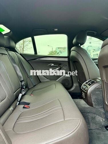 VinFast Lux A2.0 2021 2.0 AT - 50000 km