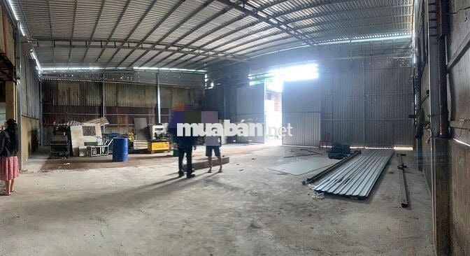 nhà xưởng cho thuê đường xe container