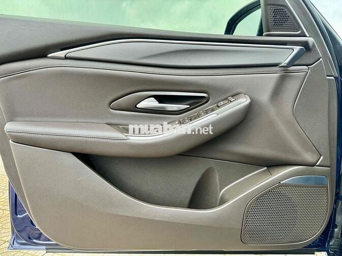 VinFast Lux A2.0 2021 2.0 AT - 50000 km