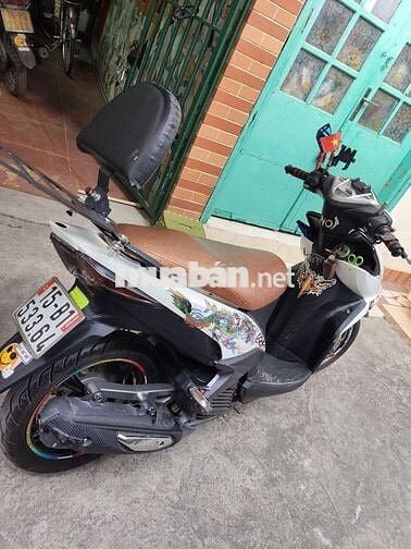 Yamaha Luvias Trắng Tự động