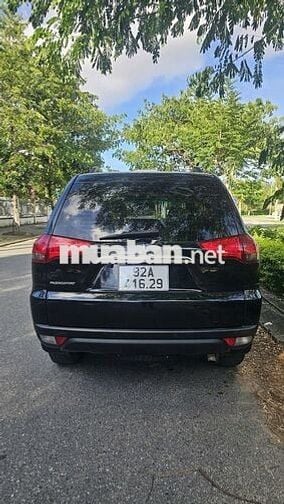 Pajero Sport MT 2017 máy dầu số sàn