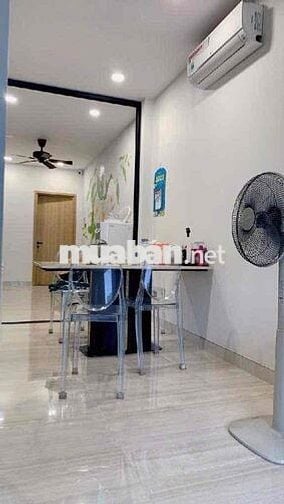 Nhà đẹp mặt tiền 4 lầu Thái Phiên(3,6m x 13m ) p9 q11