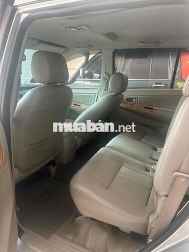 Toyota Innova 2010 V số tự động gầm máy rin đéc