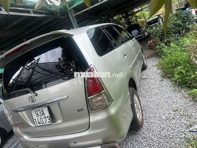 Toyota Innova 2010 G - 124548 km