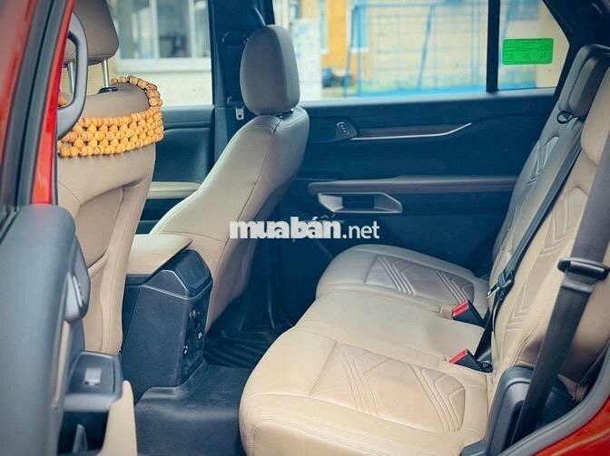 Ford Everest Titanium 4x2  -  Bao Rút Hs Gốc