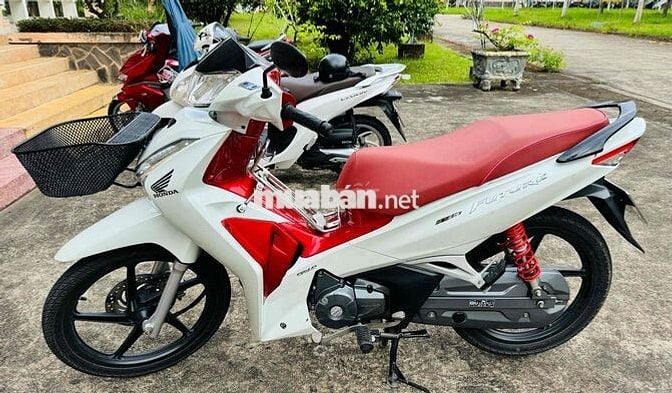 Do nhà nhiều xe nên muốn để lại ai có nhu cầu!