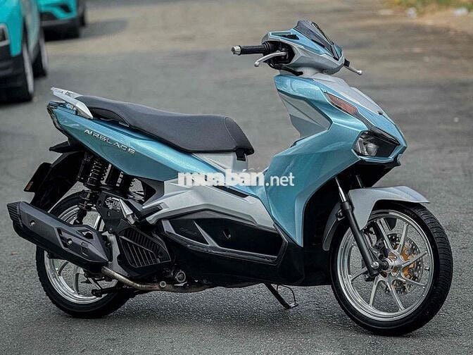 Ab 150 2022 bstp 9c kiễng đẹp nợ xấu trả 50% ạ