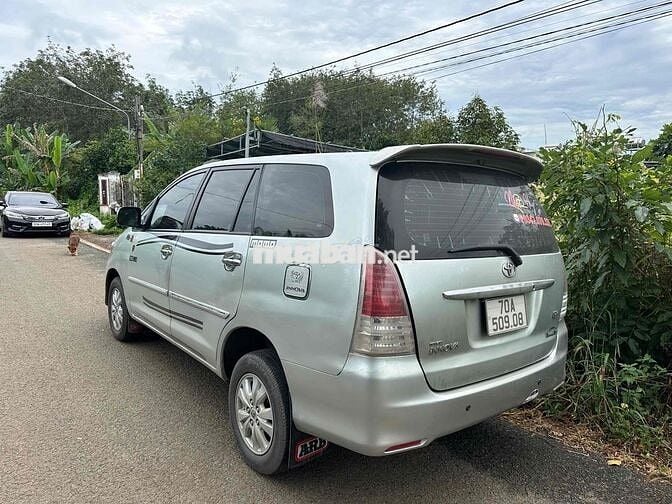 Toyota Innova 2010 G - 124548 km