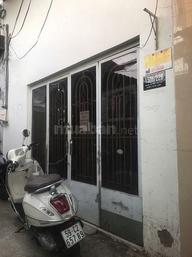 🍀🍀 Cho thuê nhà nguyên căn hẻm Huỳnh Tấn Phát - Quận 7