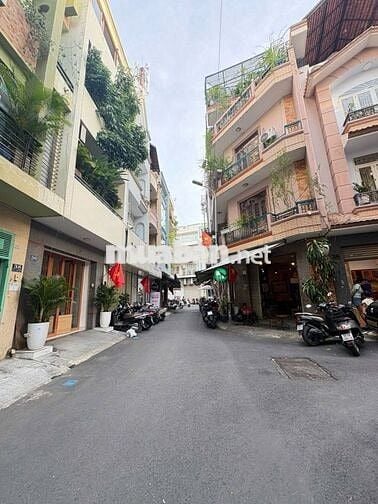 Cho Thuê phố ẩm thực Phan xích Long 5x12m 3 lầu 5pn giá 25 triệu