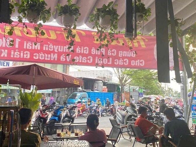 sang quán caphe đường Lê Thị kim Hóc Môn
