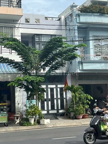 Bán gấp nhà ngay vòng xoay An Lạc, cho thuê 15 tr/tháng, giá 820 triệu