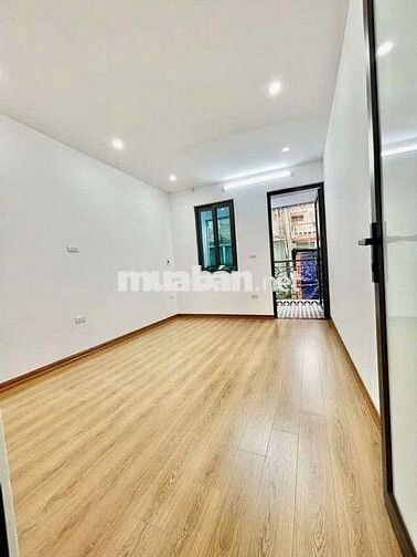 NHÀ ĐẸP - ĐẠI HỌC Y - TÔN THẤT TÙNG - 7.66 TỶ - Ô TÔ CÁCH 5M - NHÀ ĐẸP