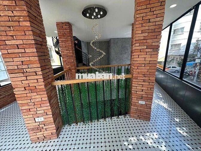 Nhà Góc 2 Mặt tiền 9A Hoa Sữa, Phú Nhuận - Ngang 8m, 5TẦNG, GIÁ RẺ 3x