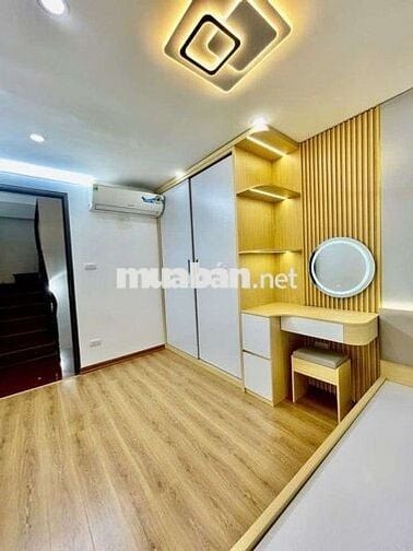 NHÀ ĐẸP - ĐẠI HỌC Y - TÔN THẤT TÙNG - 7.66 TỶ - Ô TÔ CÁCH 5M - NHÀ ĐẸP