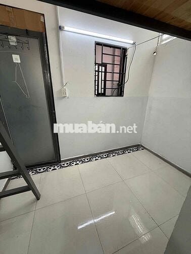 🔥PHÒNG TRỌ CÓ GÁC GIÁ RẺ_SẴN MÁY LẠNH TỦ LẠNH_GẦN NGÃ TƯ PHÚ NHUẬN