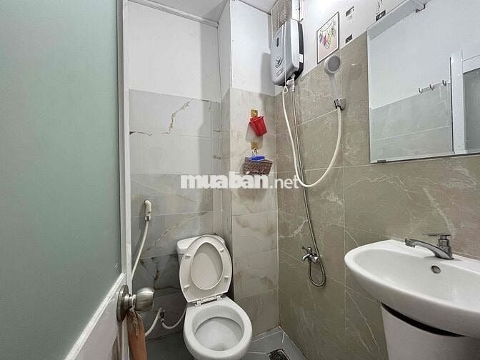 ‼️PHÒNG BAN CÔNG TÁCH BẾP FULL NỘI THẤT NGAY NGÃ TƯ PHÚ NHUẬN‼️