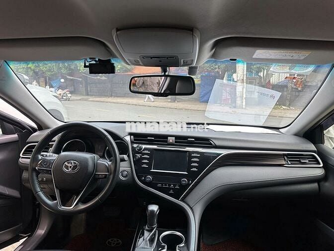 Toyota Camry 2019 2.0G - 28000 km