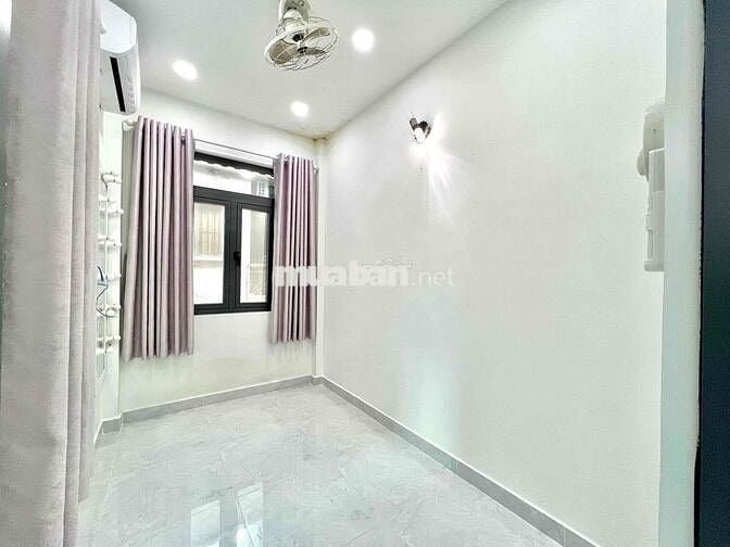 Nhà Giá Rẻ 2PN 3WC Thoáng Mát 1 Trệt 1 Lầu 1ST Ngay Hoà Hưng P12 Q10