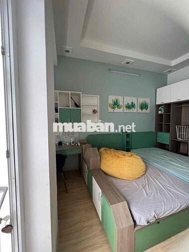 cho thuê nhà hxh bùi thị xuân p3 tân bình. DT: 4m x 17m 3 lầu giá 20tr