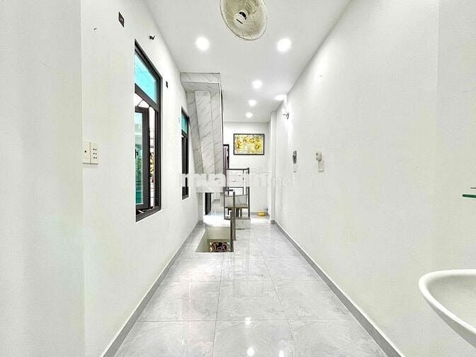 Nhà Giá Rẻ 2PN 3WC Thoáng Mát 1 Trệt 1 Lầu 1ST Ngay Hoà Hưng P12 Q10