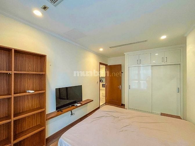 Bán Căn hộ tại Vinhomes Central Park tầng cao Landmark 4 gồm 1PN 47m2