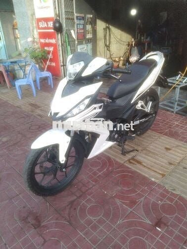 Xe còn đẹp lắm ae ơi zin từ đầu tới chân