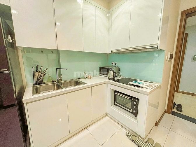 Bán Căn hộ tại Vinhomes Central Park tầng cao Landmark 4 gồm 1PN 47m2