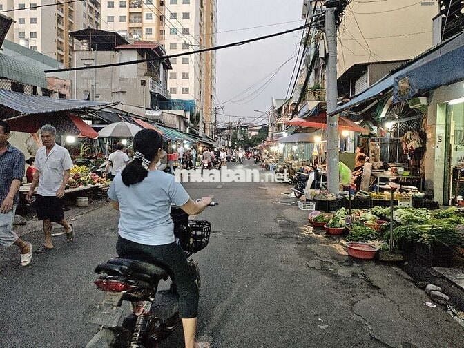 Bán lô đất thổ cư 64m2 ngay ngã tư an sương sát mặt tiền, hẻm 6m