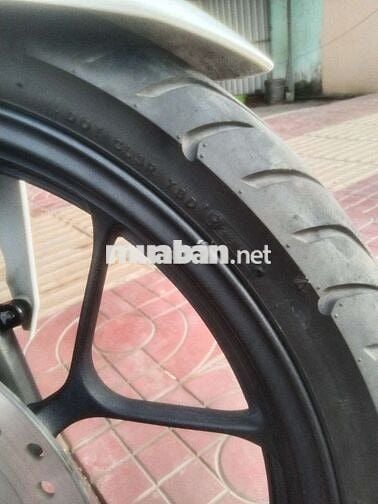 Xe còn đẹp lắm ae ơi zin từ đầu tới chân