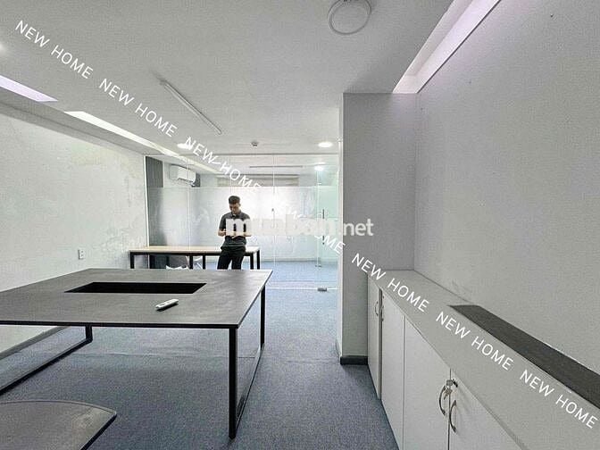Văn Phòng 100m2 Ngay Mặt Tiền Lê Văn Sỹ Phú Nhuận sẵn bàn lv điều hoa