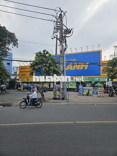 Nhà mặt tiền tỉnh lộ 10 kinh doanh mua bán