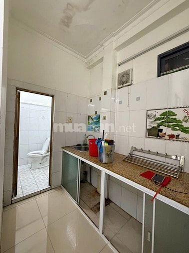 HIẾM-Tài Chính Nhỏ-Nhà Trung Tâm Quận 2-Sổ Riêng-Pháp Lý Sạch--2 Tầng