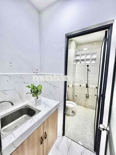 CHO THUÊ PHÒNG ĐẦY ĐỦ NT GẦN SÂN BAY TSN