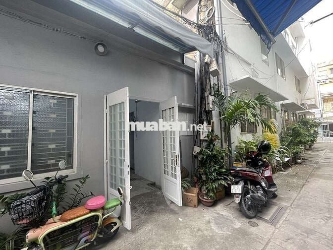 CHÍNH CHỦ CHO THUÊ NHÀ ngay TRẦN ĐÌNH XU QUẬN 1 chỉ 8TR