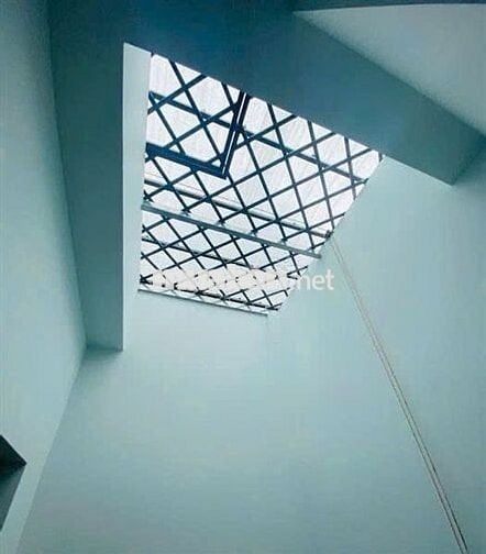 NHÀ GÒ DẦU - 2 TẦNG MỚI - 1/ SÁT MẶT TIỀN -20M2 -NHỈNH 2 TỶ